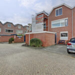 MR101905-10512-Slangenburch-16,-Monster-255646408