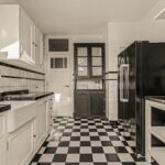 MR101943-12168-Stationsweg-2,-Monster-265230524